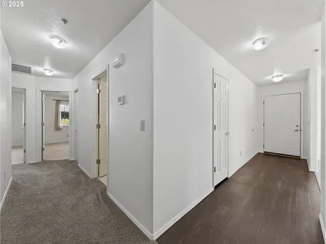 1085 Deer Run Lane Woodburn OR 97071
