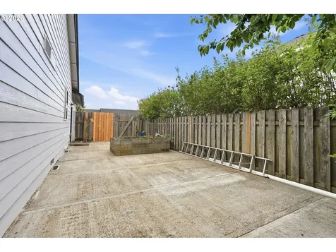 1287 Bernard Street Woodburn OR 97071
