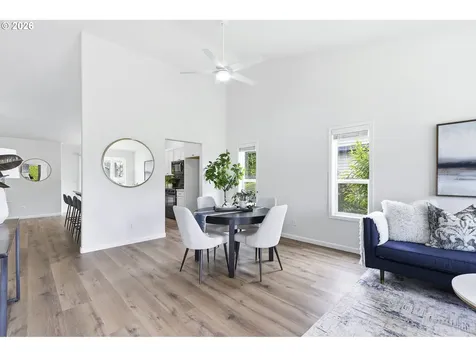 1287 Bernard Street Woodburn OR 97071