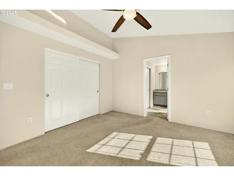 826 Crystal Drive Eagle Point OR 97524