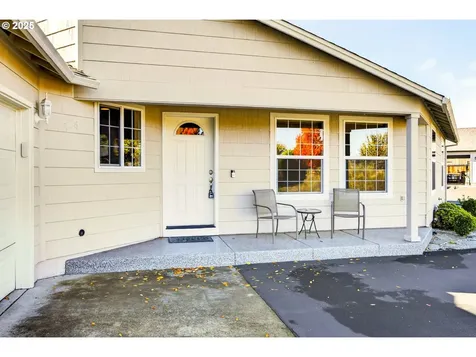826 Crystal Drive Eagle Point OR 97524