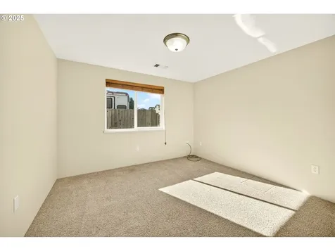 826 Crystal Drive Eagle Point OR 97524