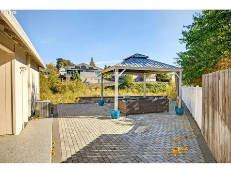 826 Crystal Drive Eagle Point OR 97524