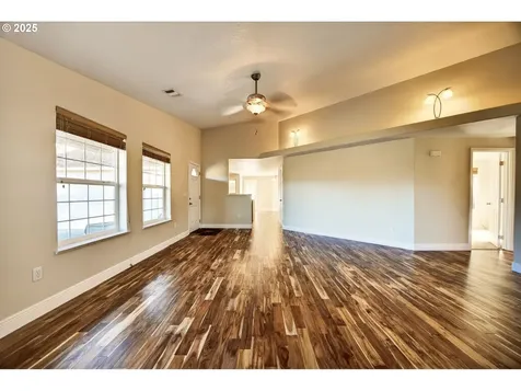 826 Crystal Drive Eagle Point OR 97524