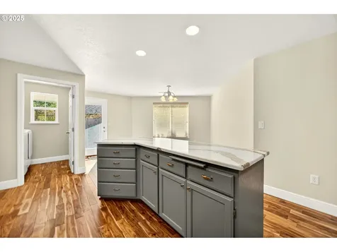 826 Crystal Drive Eagle Point OR 97524