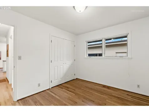 6731 SW 11th Drive Portland OR 97219