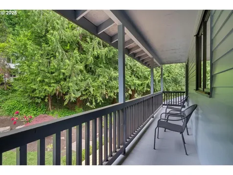 1515 S Radcliffe Court Portland OR 97219