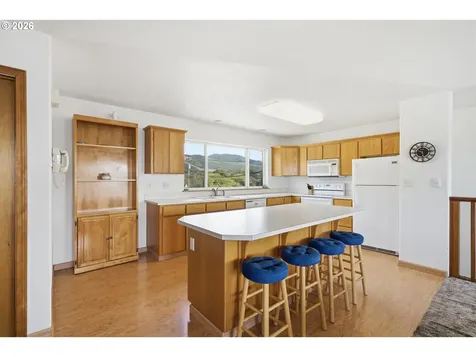 1841 N Miller Street Rockaway Beach OR 97136
