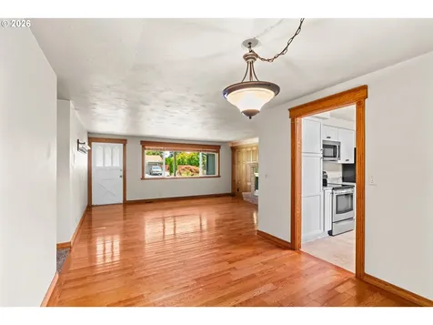 1716 Parnell Drive Eugene OR 97404