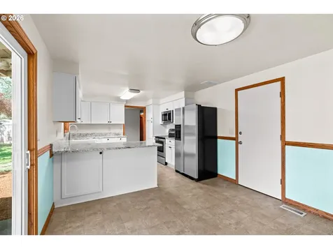 1716 Parnell Drive Eugene OR 97404