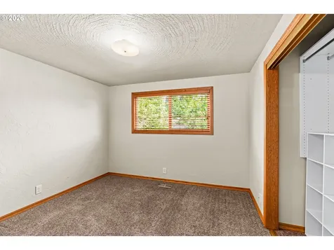 1716 Parnell Drive Eugene OR 97404