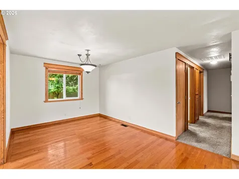 1716 Parnell Drive Eugene OR 97404