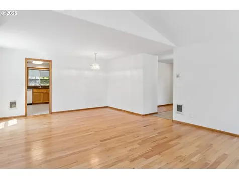 3909 Spruce Street Florence OR 97439