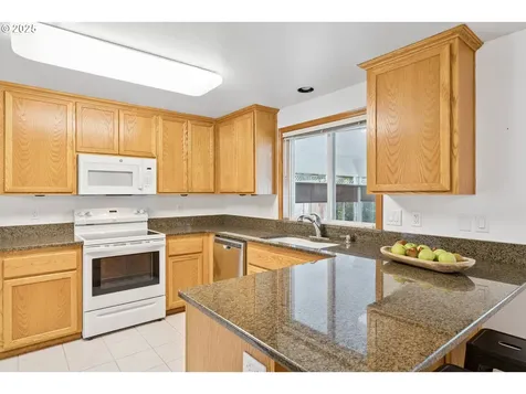 3909 Spruce Street Florence OR 97439