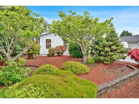 3909 Spruce Street Florence OR 97439