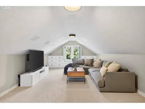 11511 S Riverwood Road Portland OR 97219