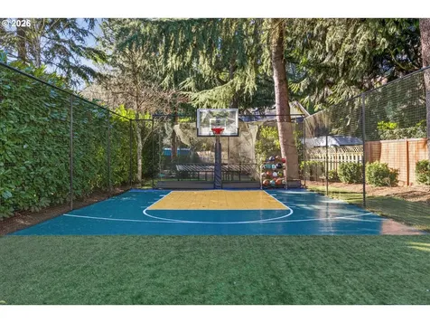 11511 S Riverwood Road Portland OR 97219