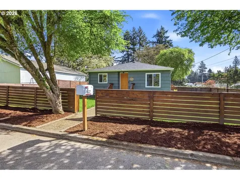 622 SE 111th Avenue Portland OR 97216