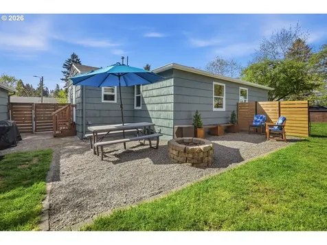 622 SE 111th Avenue Portland OR 97216