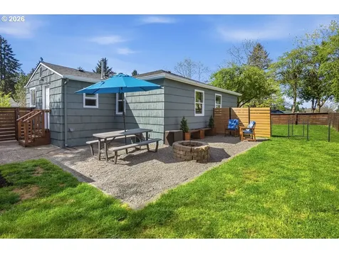 622 SE 111th Avenue Portland OR 97216