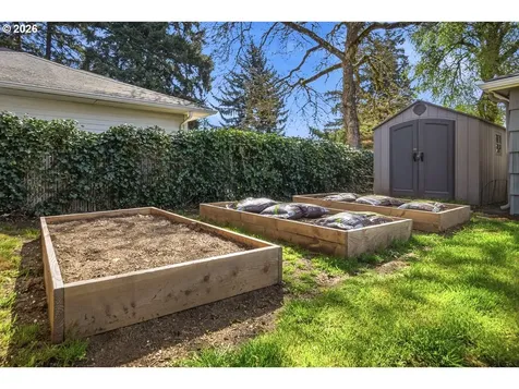 622 SE 111th Avenue Portland OR 97216