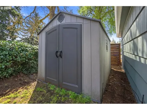622 SE 111th Avenue Portland OR 97216