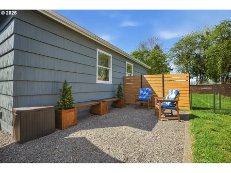 622 SE 111th Avenue Portland OR 97216