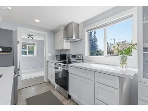622 SE 111th Avenue Portland OR 97216