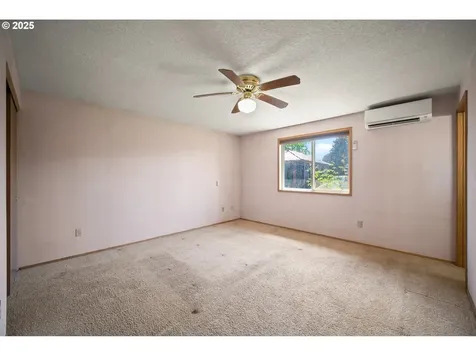 4089 A Loop Washougal WA 98671