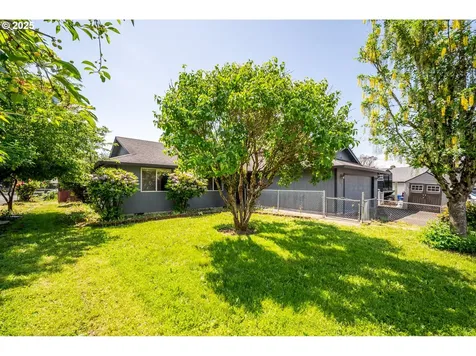 4089 A Loop Washougal WA 98671