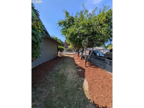 4089 A Loop Washougal WA 98671