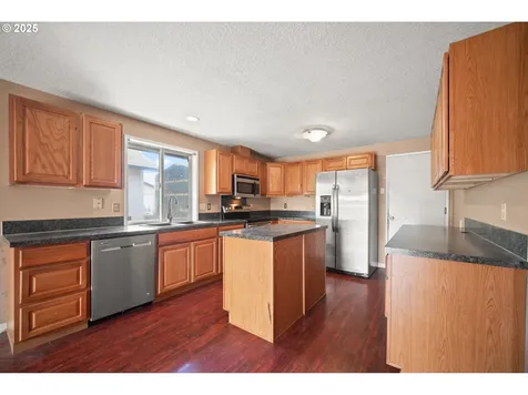4089 A Loop Washougal WA 98671