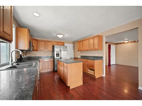 4089 A Loop Washougal WA 98671