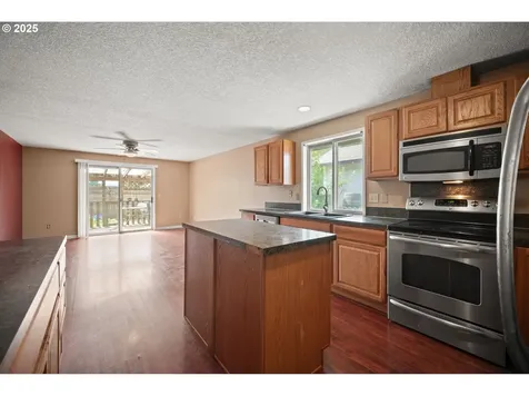 4089 A Loop Washougal WA 98671