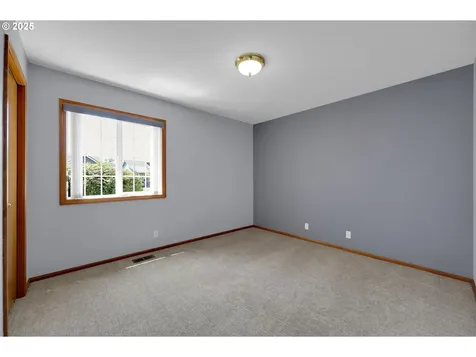3575 Preston Street Eugene OR 97401