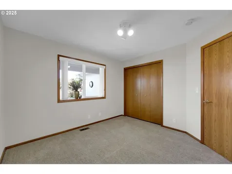 3575 Preston Street Eugene OR 97401