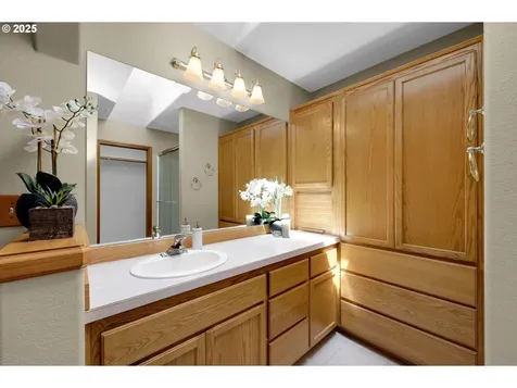 3575 Preston Street Eugene OR 97401