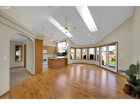3575 Preston Street Eugene OR 97401