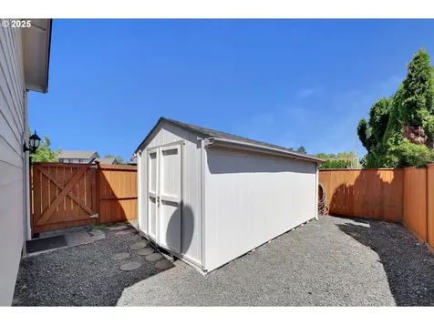 3575 Preston Street Eugene OR 97401