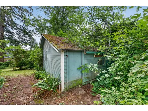 14909 SE Lee Avenue Milwaukie OR 97267