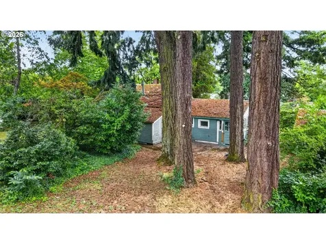 14909 SE Lee Avenue Milwaukie OR 97267