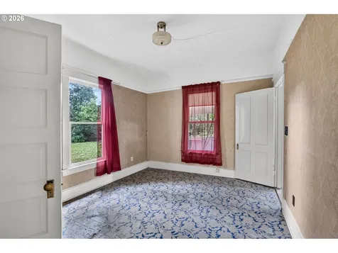 14909 SE Lee Avenue Milwaukie OR 97267