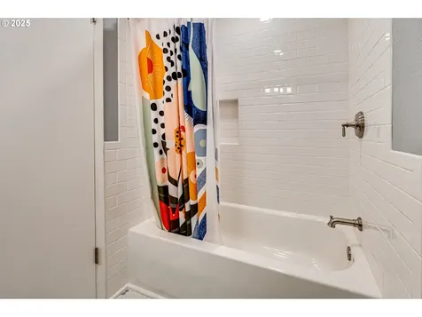 307 NE 117th Avenue Vancouver WA 98684
