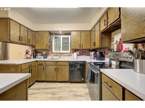 2756 Columbia Heights Road Longview WA 98632