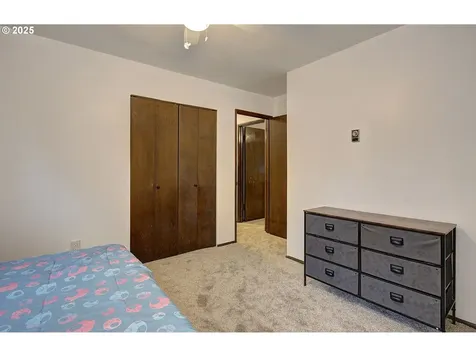 2756 Columbia Heights Road Longview WA 98632