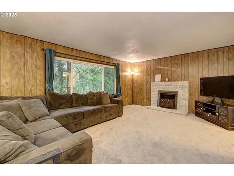 2756 Columbia Heights Road Longview WA 98632