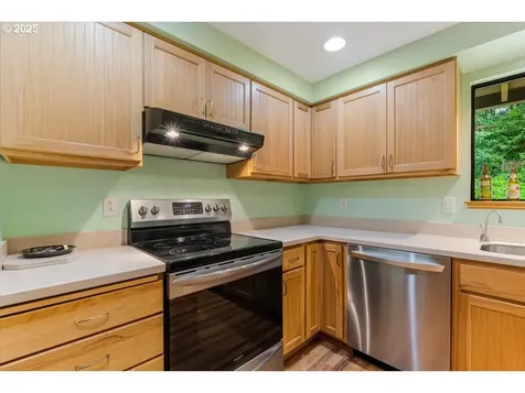 20975 SW 89th Court Tualatin OR 97062