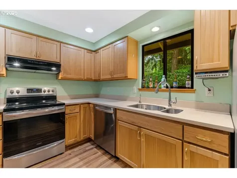 20975 SW 89th Court Tualatin OR 97062