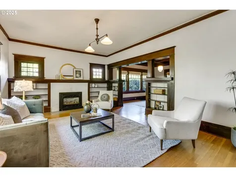 2314 NE Flanders Street Portland OR 97232