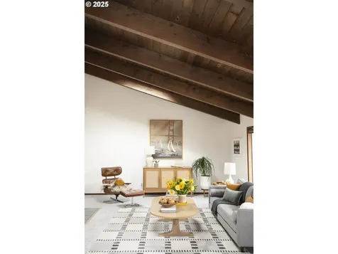 14425 NE Alton Street Portland OR 97230